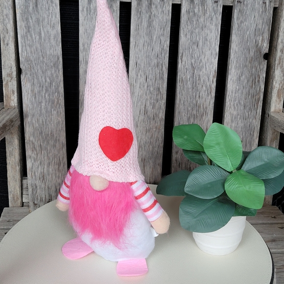 Pink and White Gnome Plush with Heart - Picture 4 of 4
